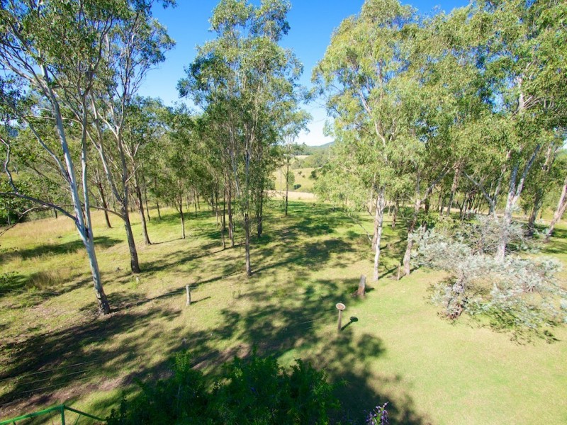 80 Hills Road, Borallon QLD 4306