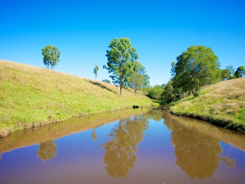 80 Hills Road, Borallon QLD 4306