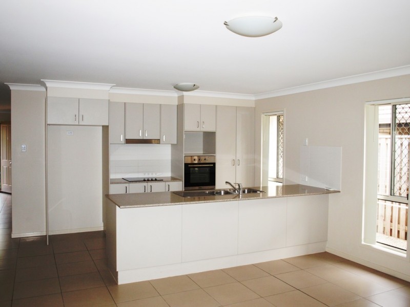 63 Rasmussen Cr, Redbank Plains QLD 4301