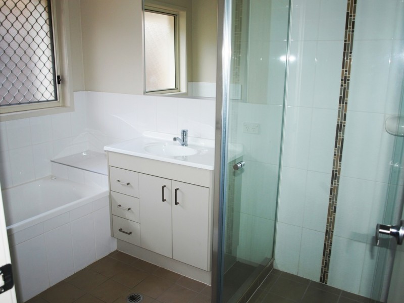 63 Rasmussen Cr, Redbank Plains QLD 4301