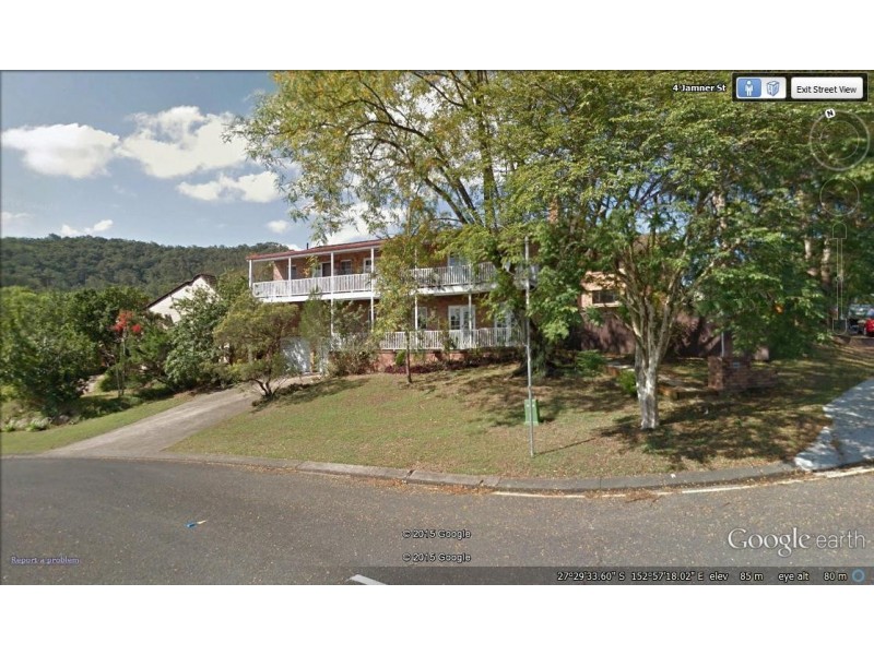 1 Jamner Street, Chapel Hill QLD 4069