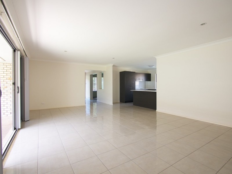 88 Henry Street, Brassall QLD 4305