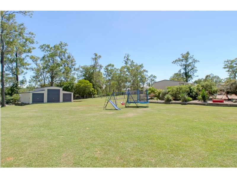 7 Pat Slattery Pl, Lowood QLD 4311
