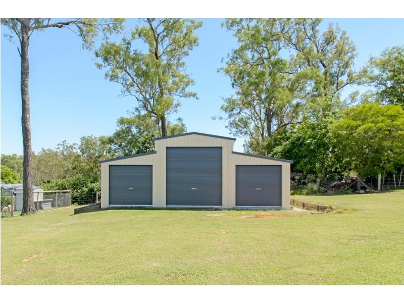 7 Pat Slattery Pl, Lowood QLD 4311