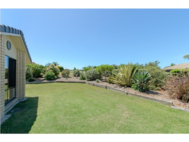 7 Pat Slattery Pl, Lowood QLD 4311