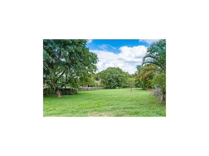 12 Merrell Street, East Ipswich QLD 4305