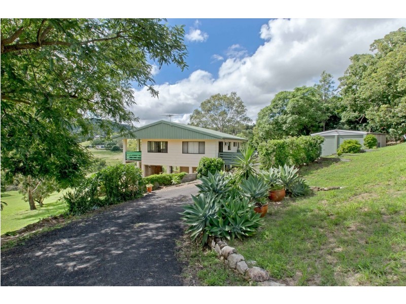 18 Acacia St, Lowood QLD 4311