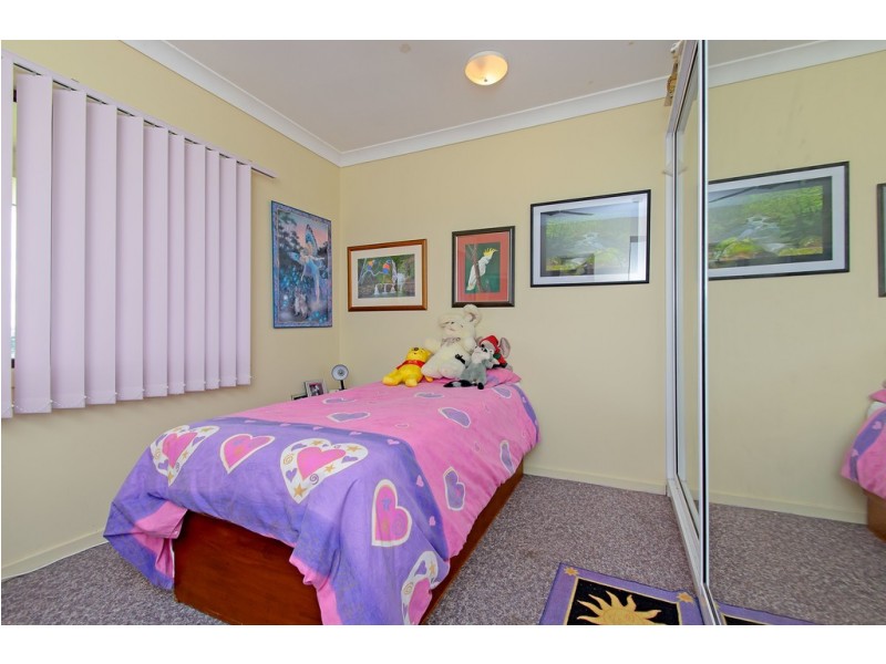 18 Acacia St, Lowood QLD 4311