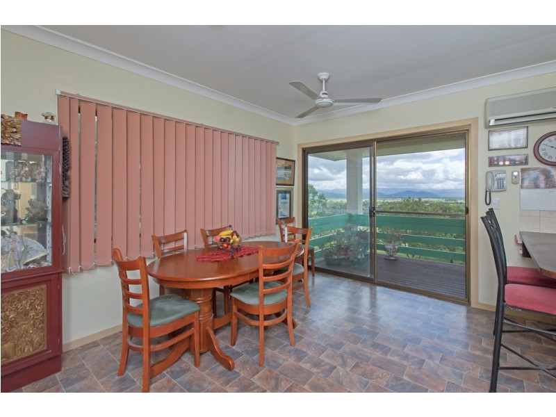 18 Acacia St, Lowood QLD 4311