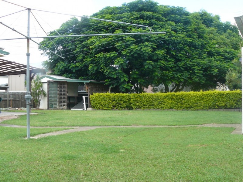 42 Raceview Street, Raceview QLD 4305