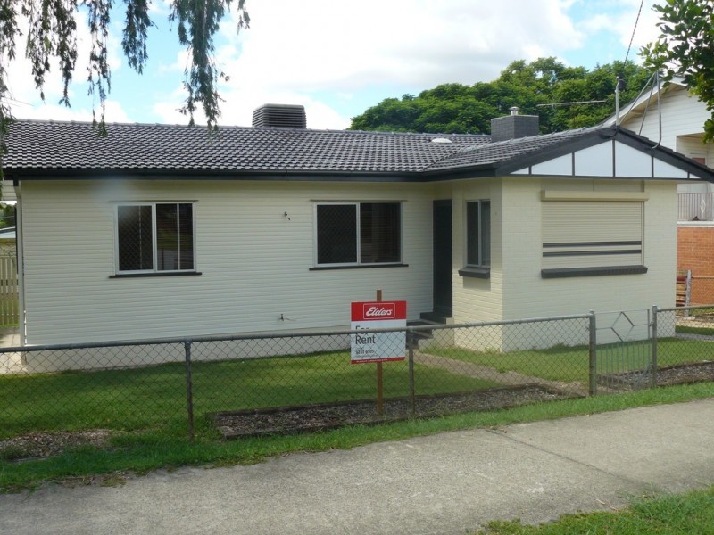 42 Raceview Street, Raceview QLD 4305