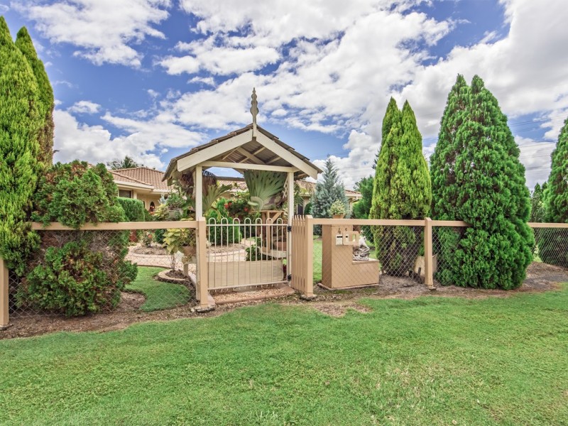 41 Carlock Promenade, Karalee QLD 4306