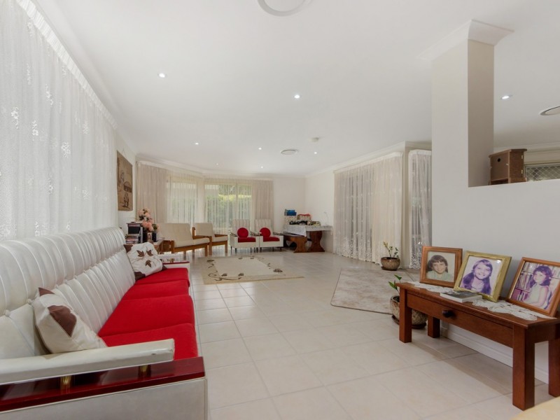 41 Carlock Promenade, Karalee QLD 4306