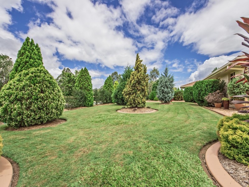 41 Carlock Promenade, Karalee QLD 4306