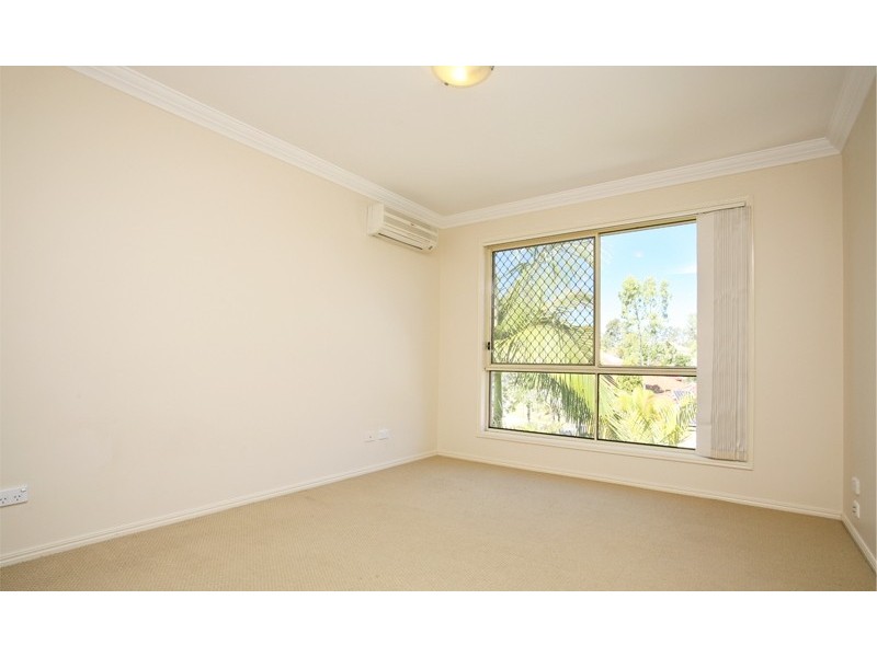 9/22 High street, Forest Lake QLD 4078