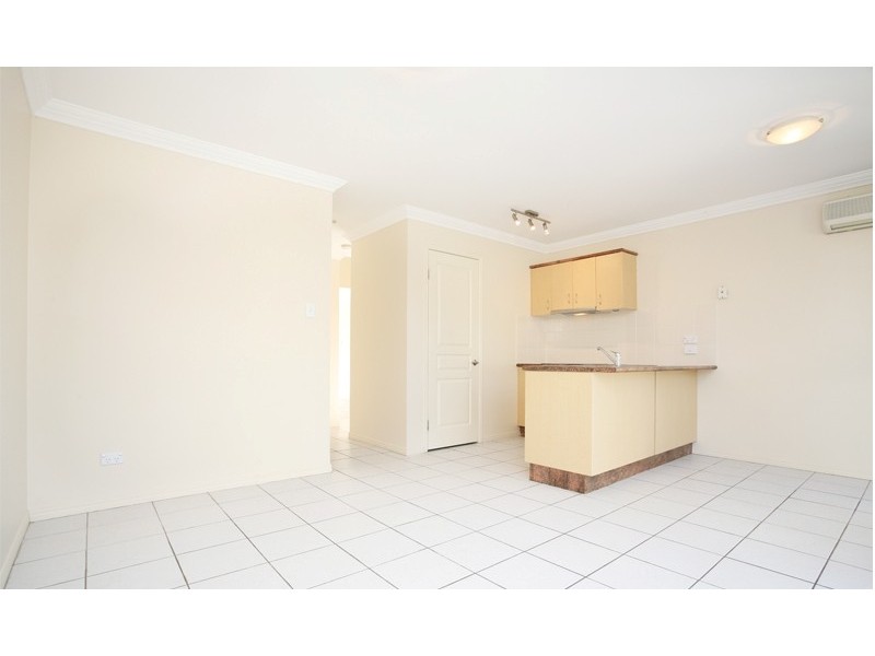 9/22 High street, Forest Lake QLD 4078