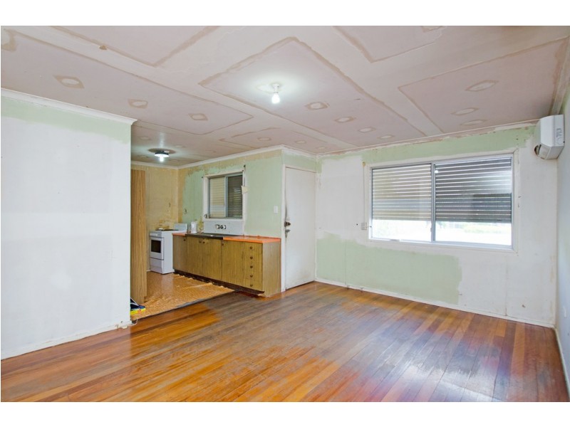 59 Queen St, Marburg QLD 4346