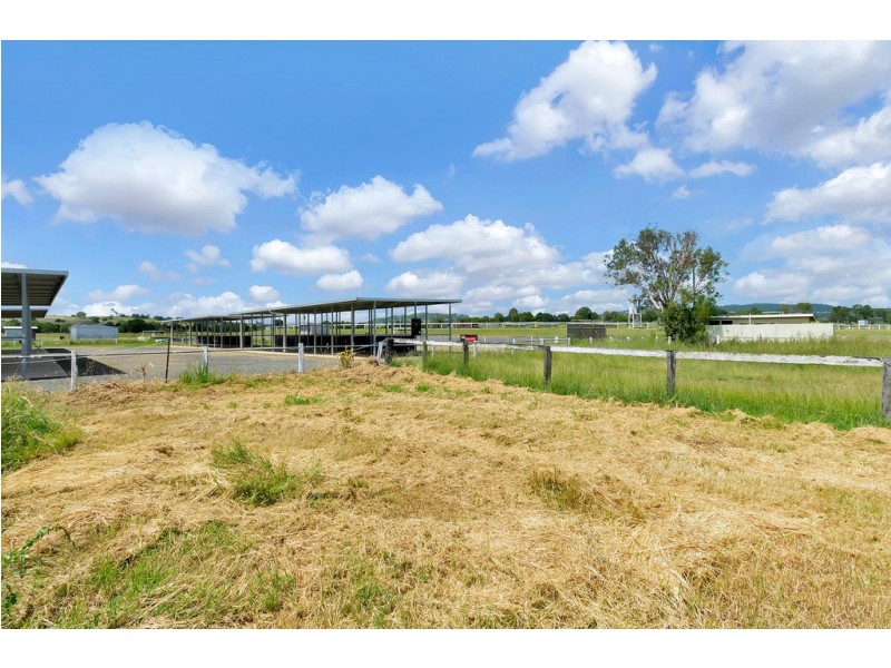 59 Queen St, Marburg QLD 4346