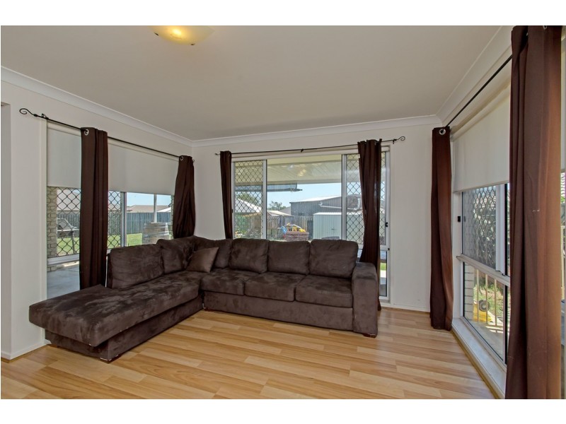 19 Willowood Pl, Fernvale QLD 4306