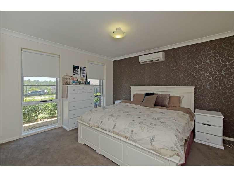 19 Willowood Pl, Fernvale QLD 4306