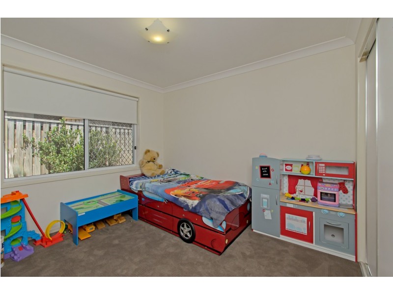 19 Willowood Pl, Fernvale QLD 4306