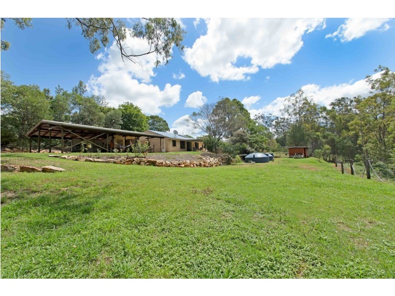 104 lockyer View Rd, Wivenhoe Pocket QLD 4306