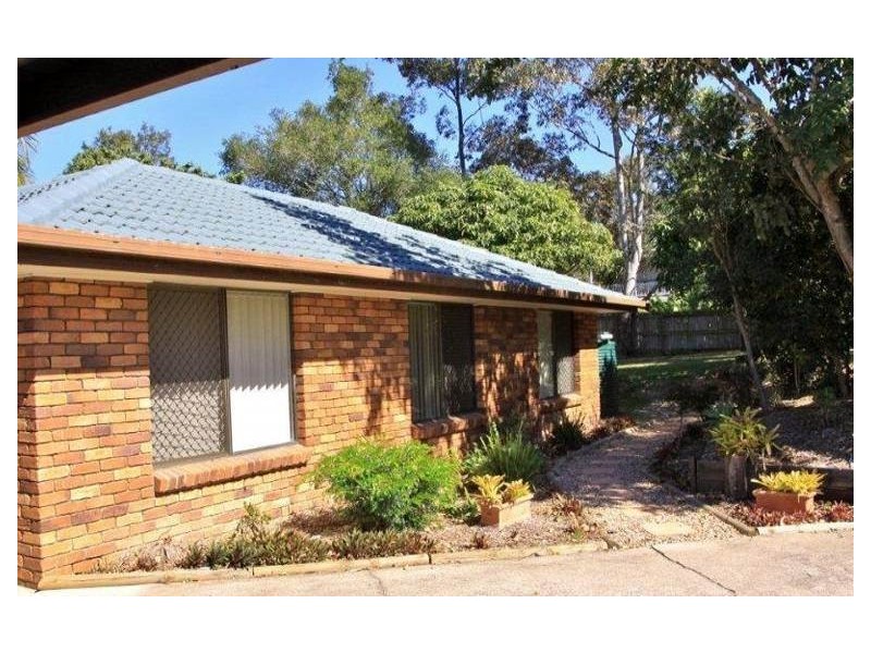 2 Lowan Street, Bellbowrie QLD 4070