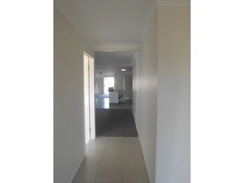 21 Sandpiper Drive, Lowood QLD 4311