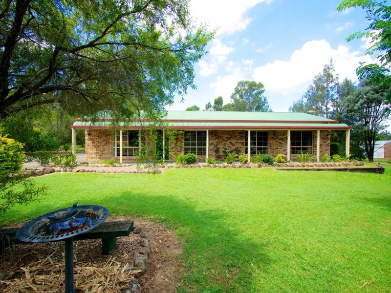 76 Poole Rd, Fernvale QLD 4306