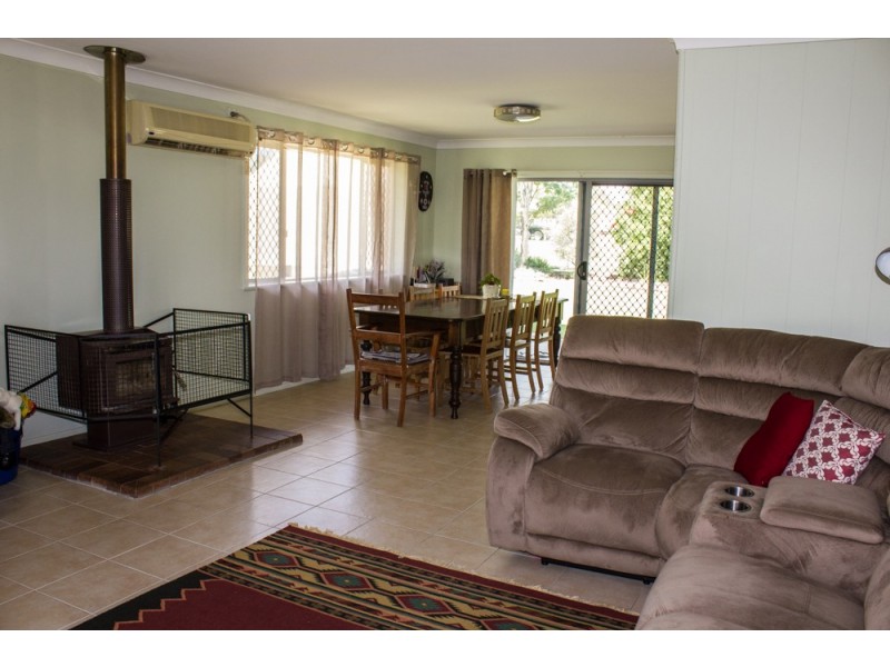 14 Vogler Rd, Fernvale QLD 4306