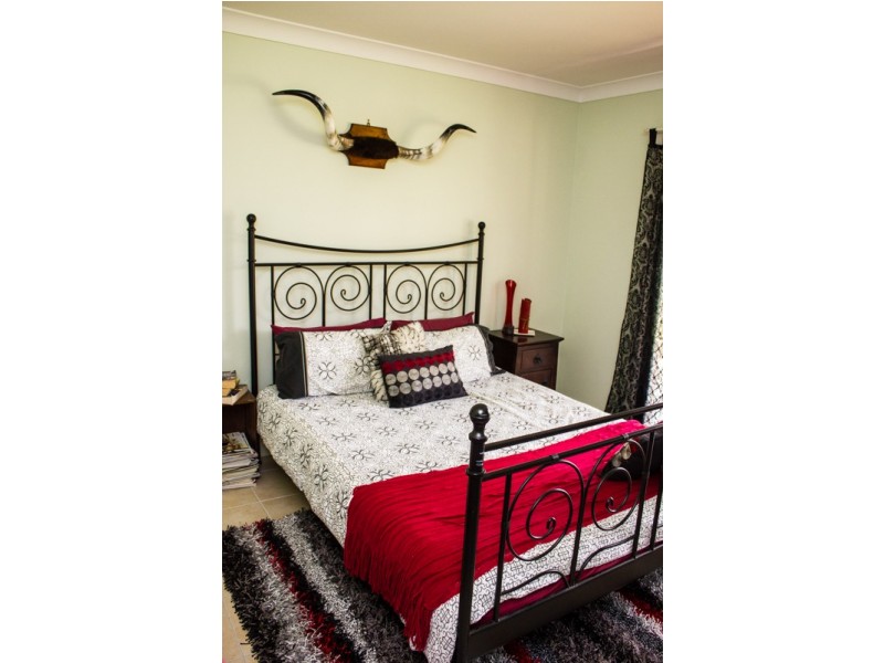 14 Vogler Rd, Fernvale QLD 4306