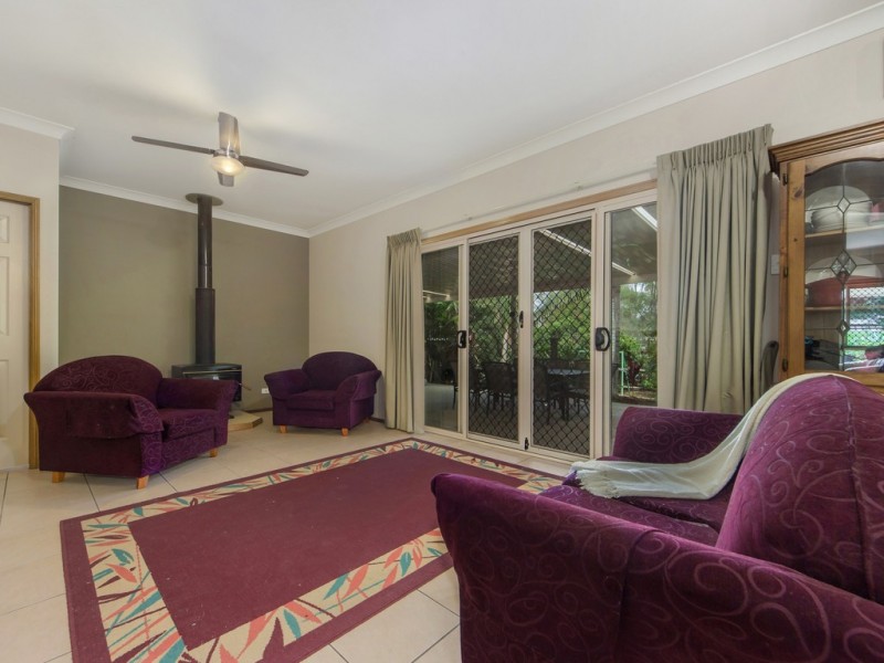 28 Craigerne Court, Chuwar QLD 4306