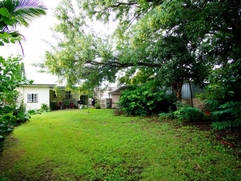 24 James Street, East Ipswich QLD 4305