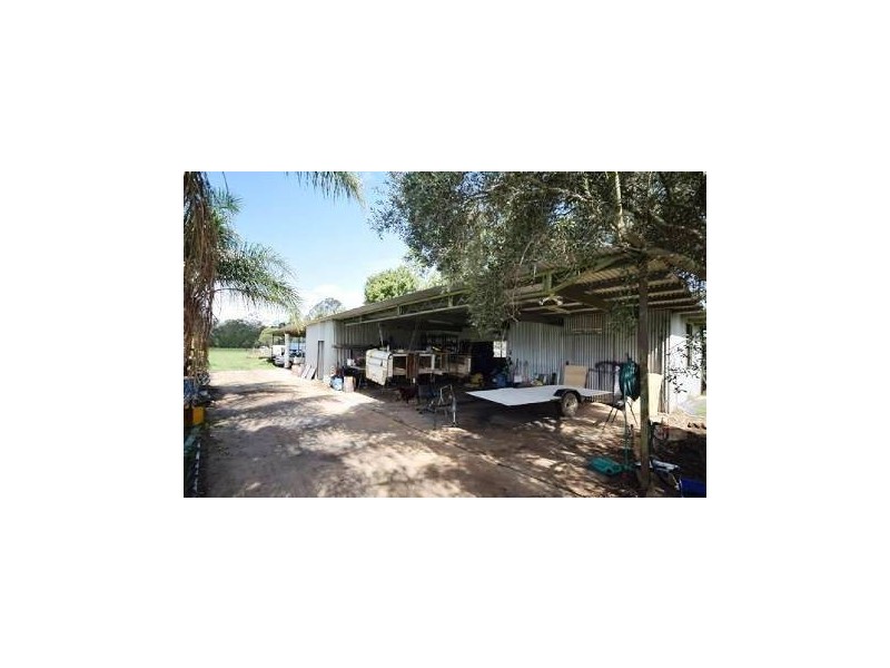 550 Brisbane Valley Highway, Wanora QLD 4306