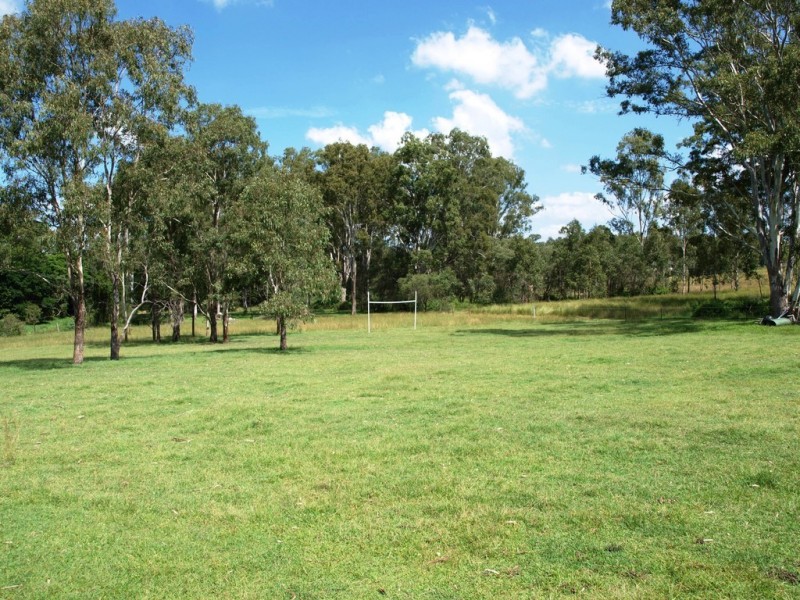 37 Storey St, Redbank Plains QLD 4301