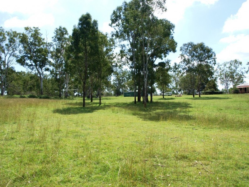 37 Storey St, Redbank Plains QLD 4301