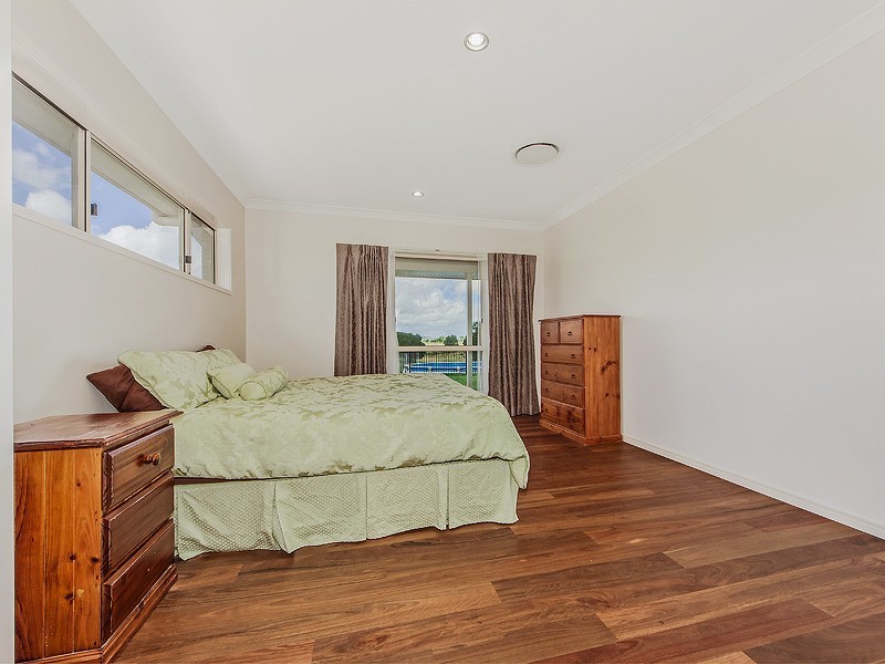 64 Pat Slattery Place, Lowood QLD 4311