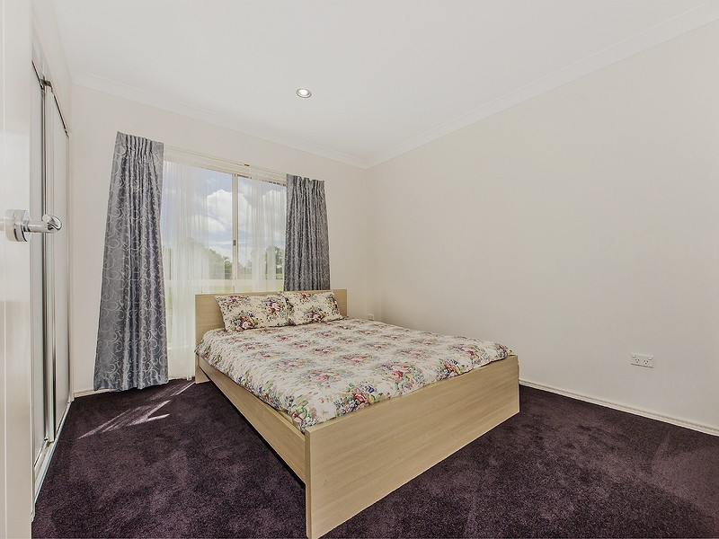 64 Pat Slattery Place, Lowood QLD 4311