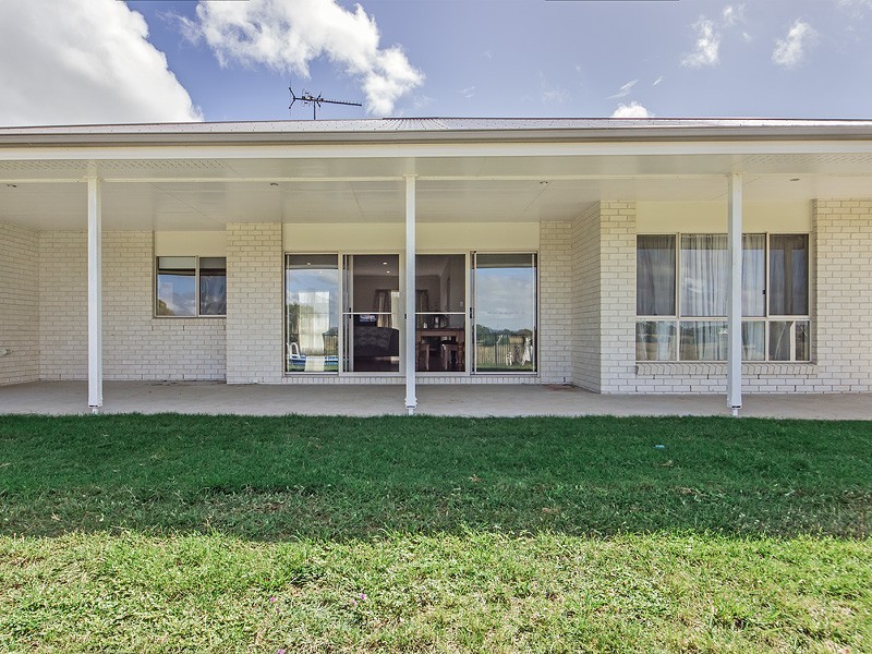 64 Pat Slattery Place, Lowood QLD 4311