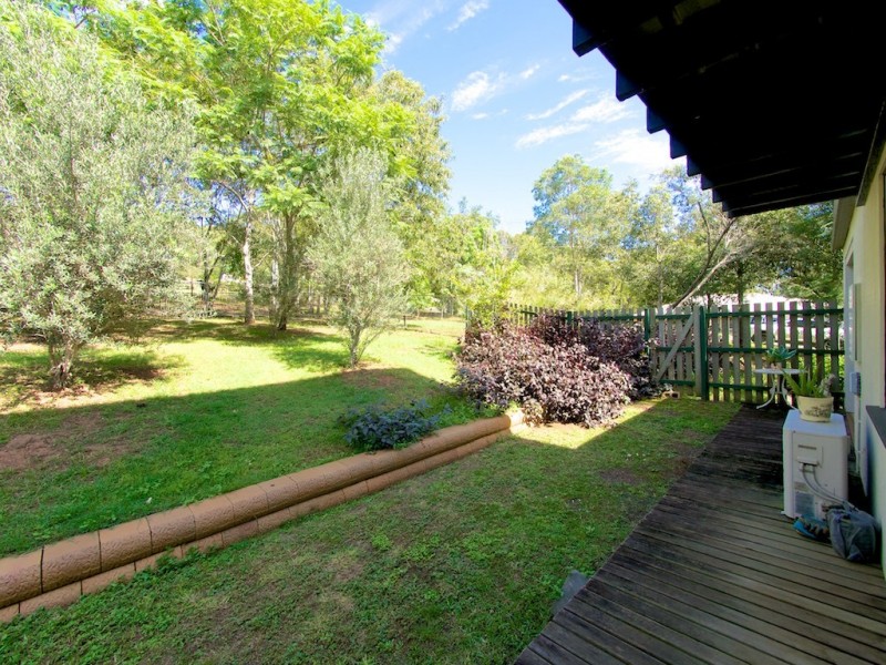 31 High Street, Blackstone QLD 4304