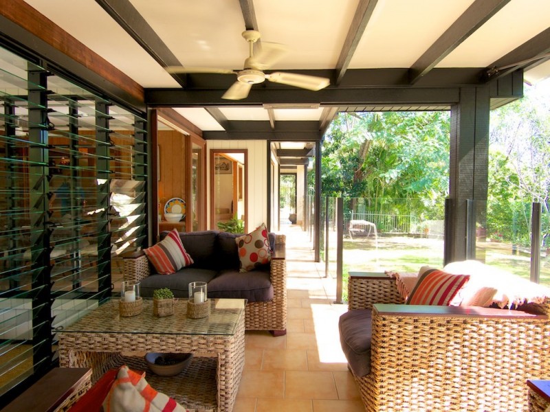 31 High Street, Blackstone QLD 4304