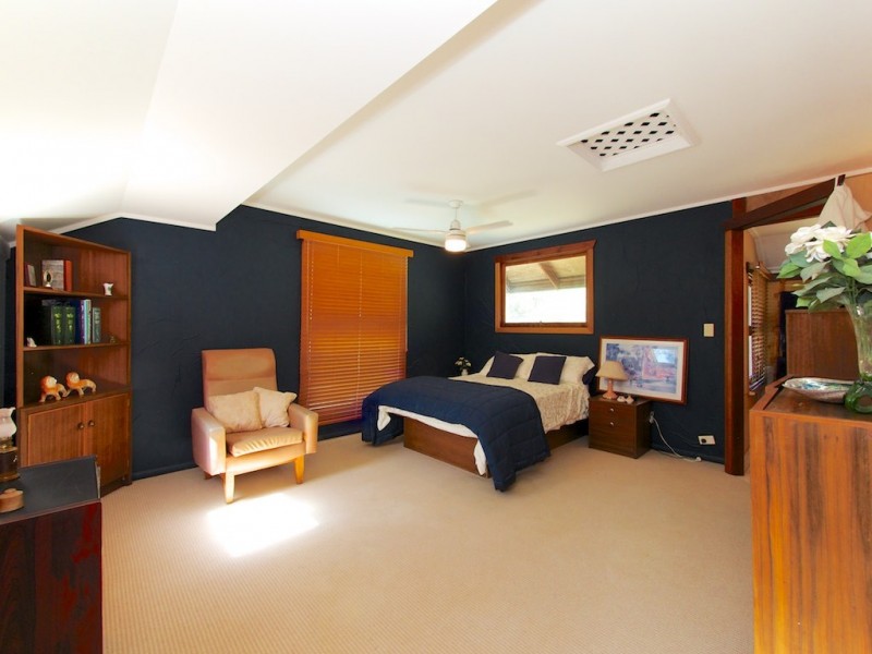 31 High Street, Blackstone QLD 4304