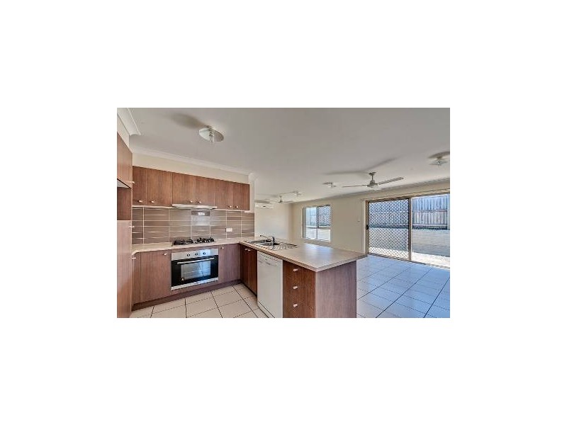 10 Ballow Cr, Redbank Plains QLD 4301
