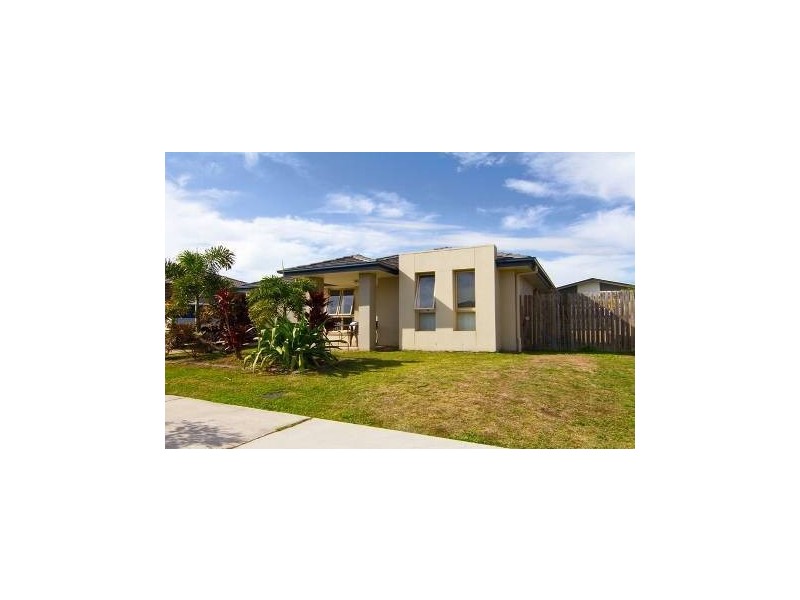 10 Ballow Cr, Redbank Plains QLD 4301