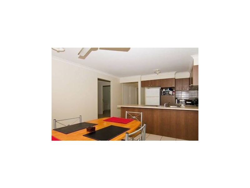10 Ballow Cr, Redbank Plains QLD 4301