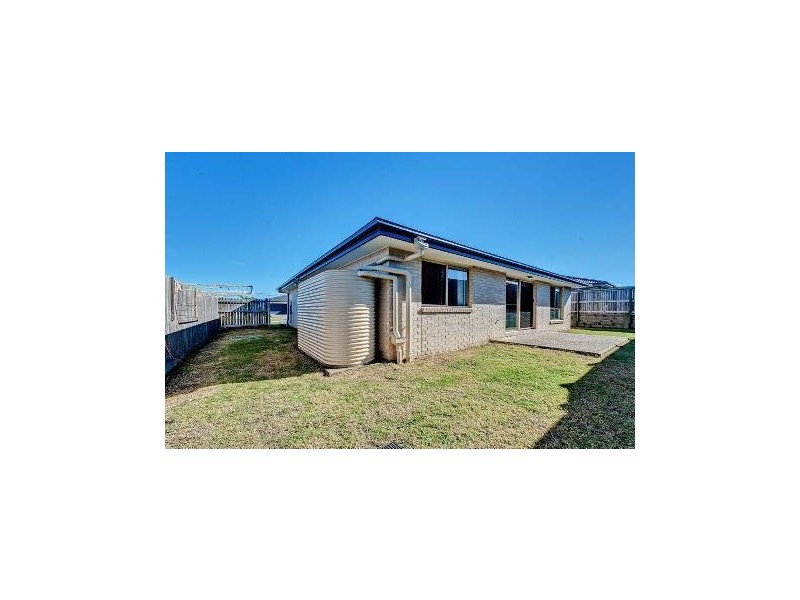 10 Ballow Cr, Redbank Plains QLD 4301