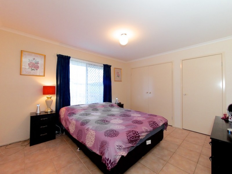 16 Banksia Court, Lowood QLD 4311