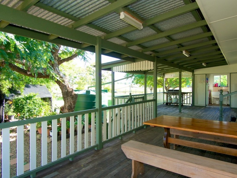 97 Mount Tarampa Road, Mount Tarampa QLD 4311