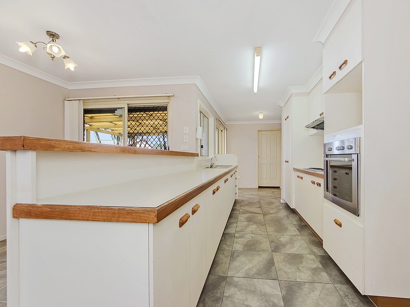 90 Aspinall Street, Leichhardt QLD 4305