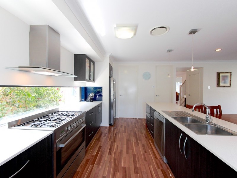 9 The Reach Court, Springfield Lakes QLD 4300